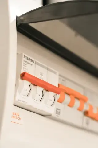 dépannage électrique à Falaise - image 3